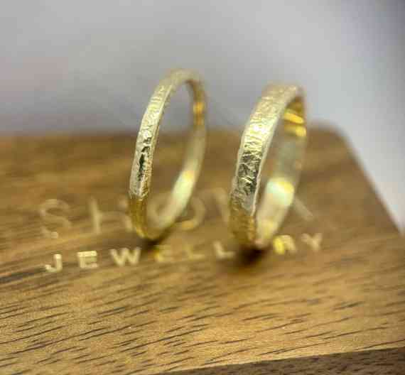 Gold Molten Rings Group Slim