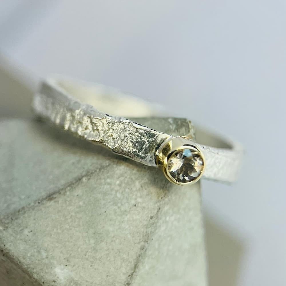 Textured Quartz Ring02